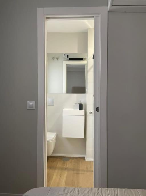 Apartamento Velarde-Maestranza Sevilla Dış mekan fotoğraf